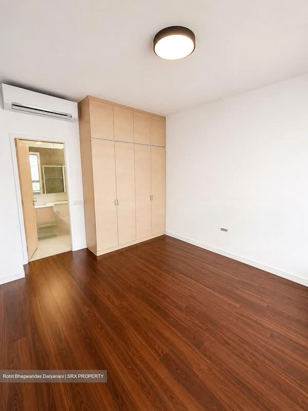 RiverEdge (D15), Condominium #585014621